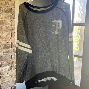 Pink sweatshirt with pockets